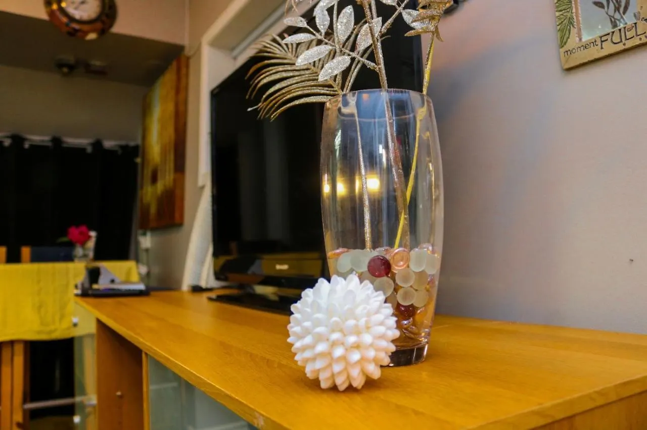 Cute 2-Bedroom Caverna Toronto Apartment