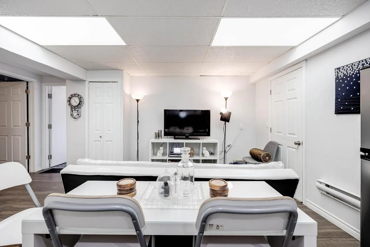 Apartment Cute 2-Bedroom Caverna Toronto Canada
