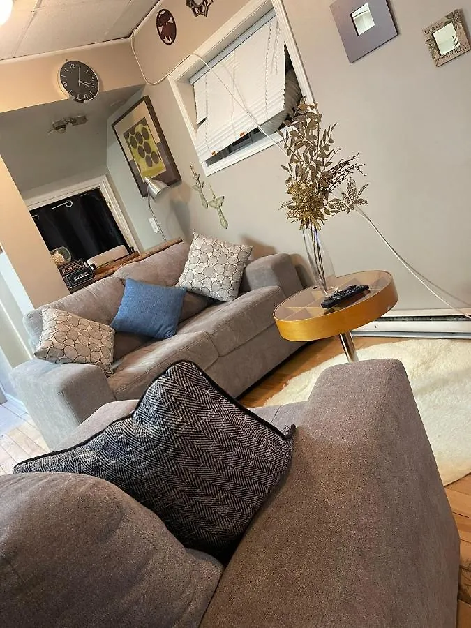 Cute 2-Bedroom Caverna Toronto
