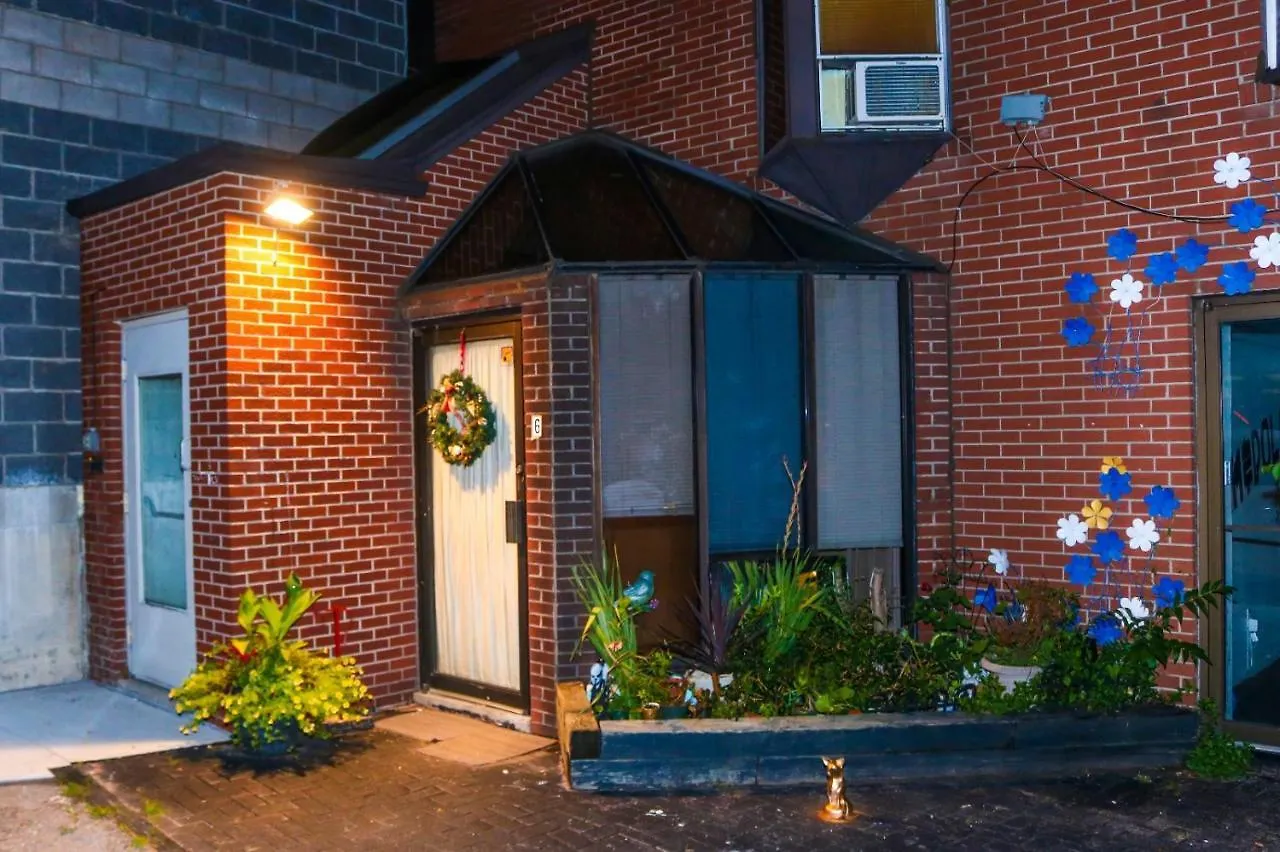 Cute 2-Bedroom Caverna Toronto