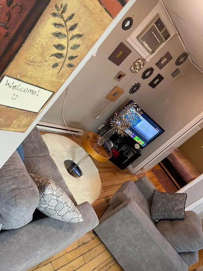 Cute 2-Bedroom Caverna Toronto Canada